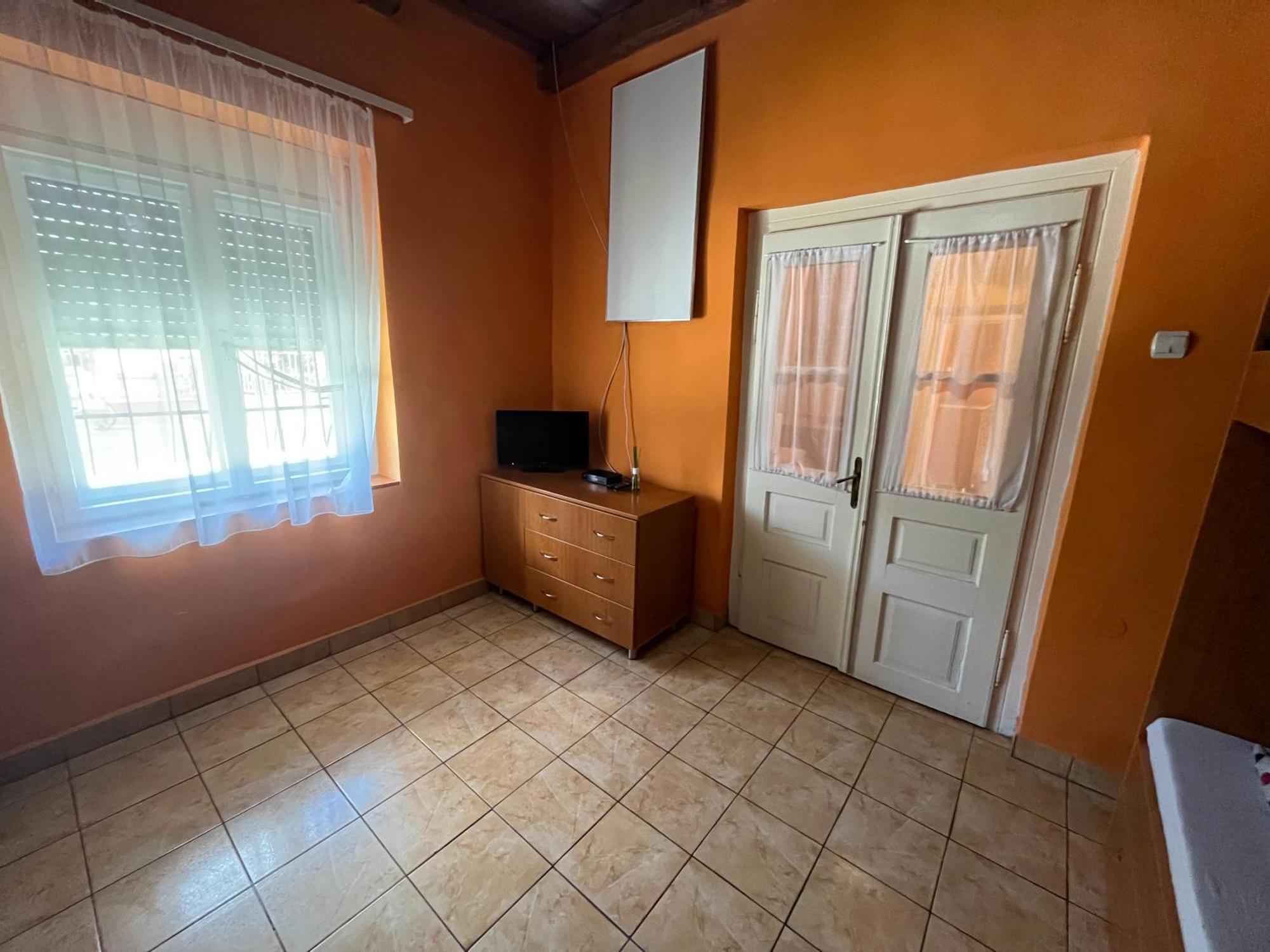 Tiszavirag Apartman Tiszakeszi Екстер'єр фото