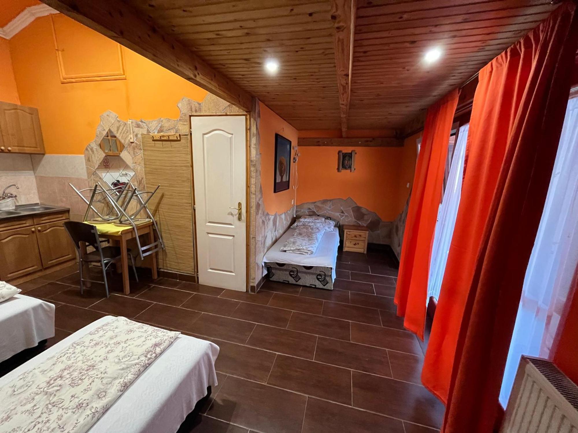 Tiszavirag Apartman Tiszakeszi Екстер'єр фото