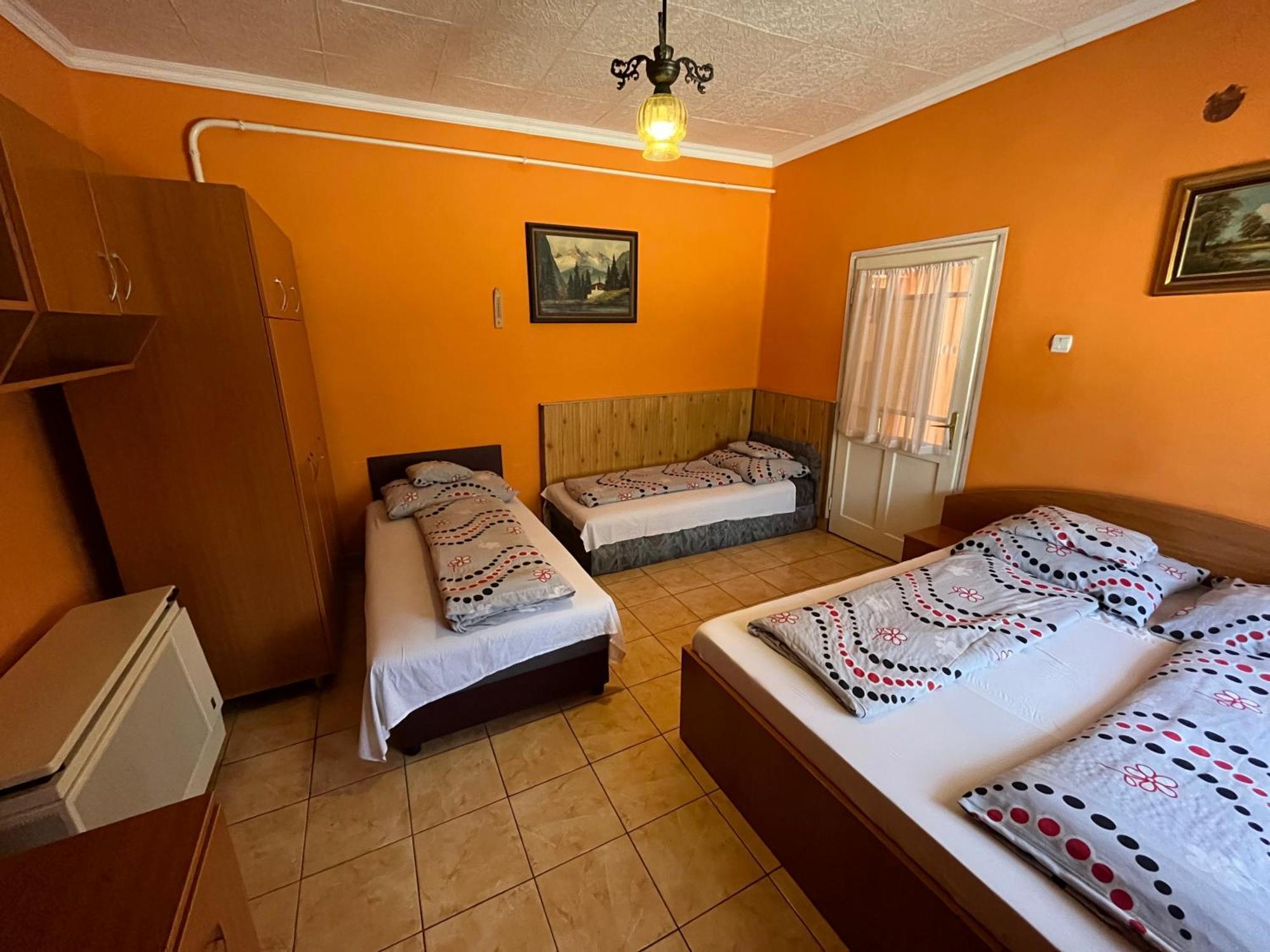 Tiszavirag Apartman Tiszakeszi Екстер'єр фото