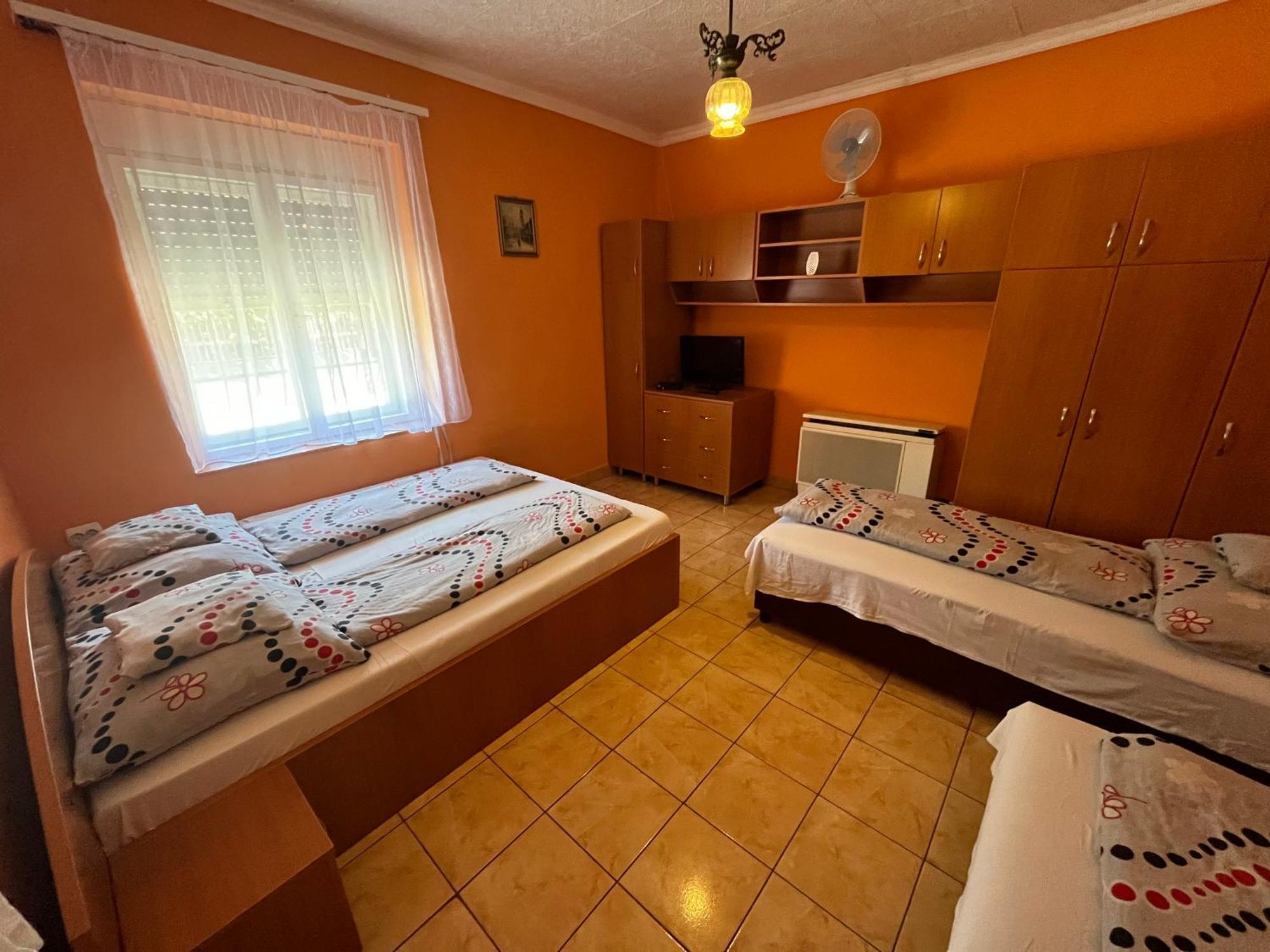 Tiszavirag Apartman Tiszakeszi Екстер'єр фото