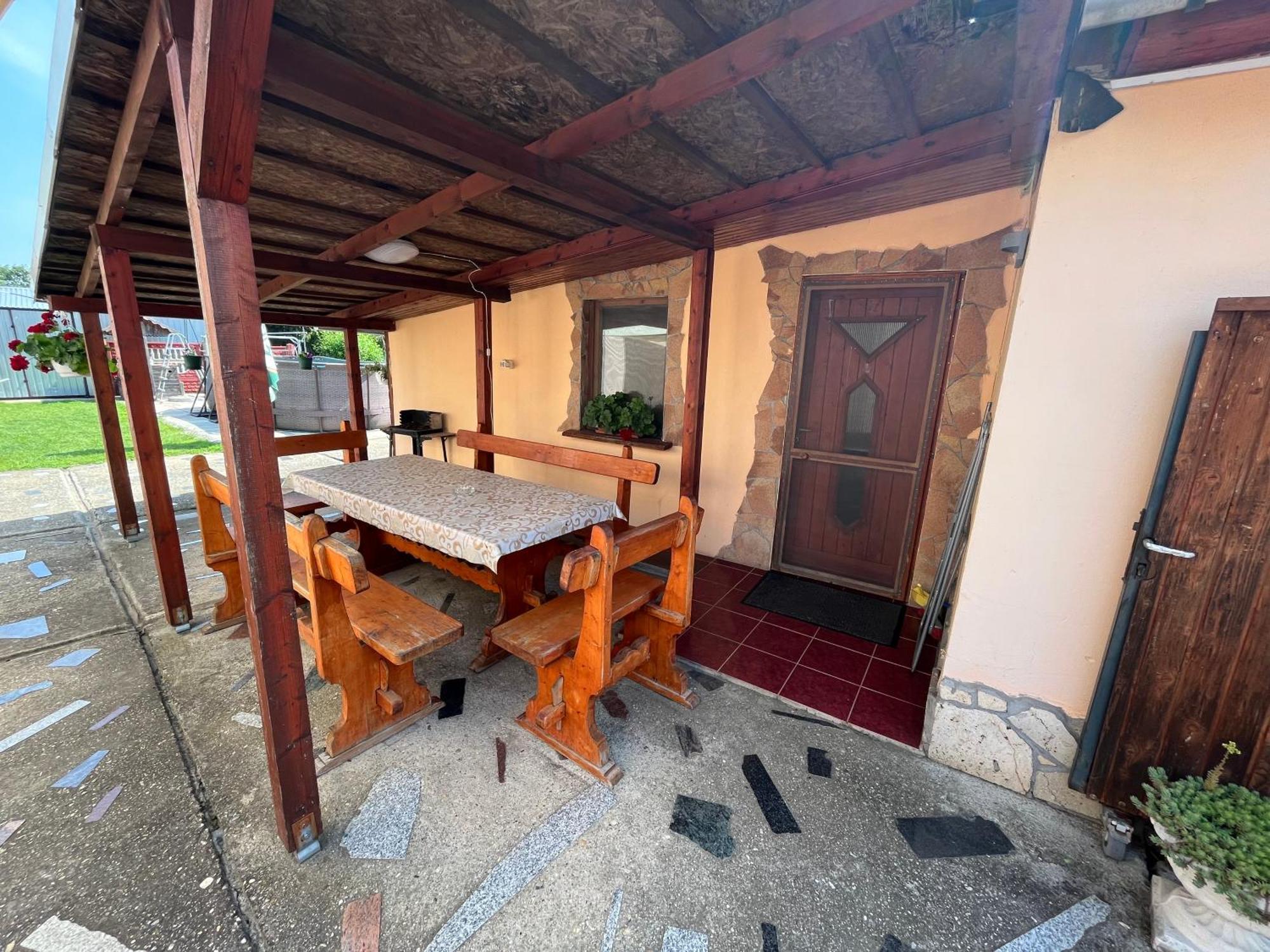 Tiszavirag Apartman Tiszakeszi Екстер'єр фото