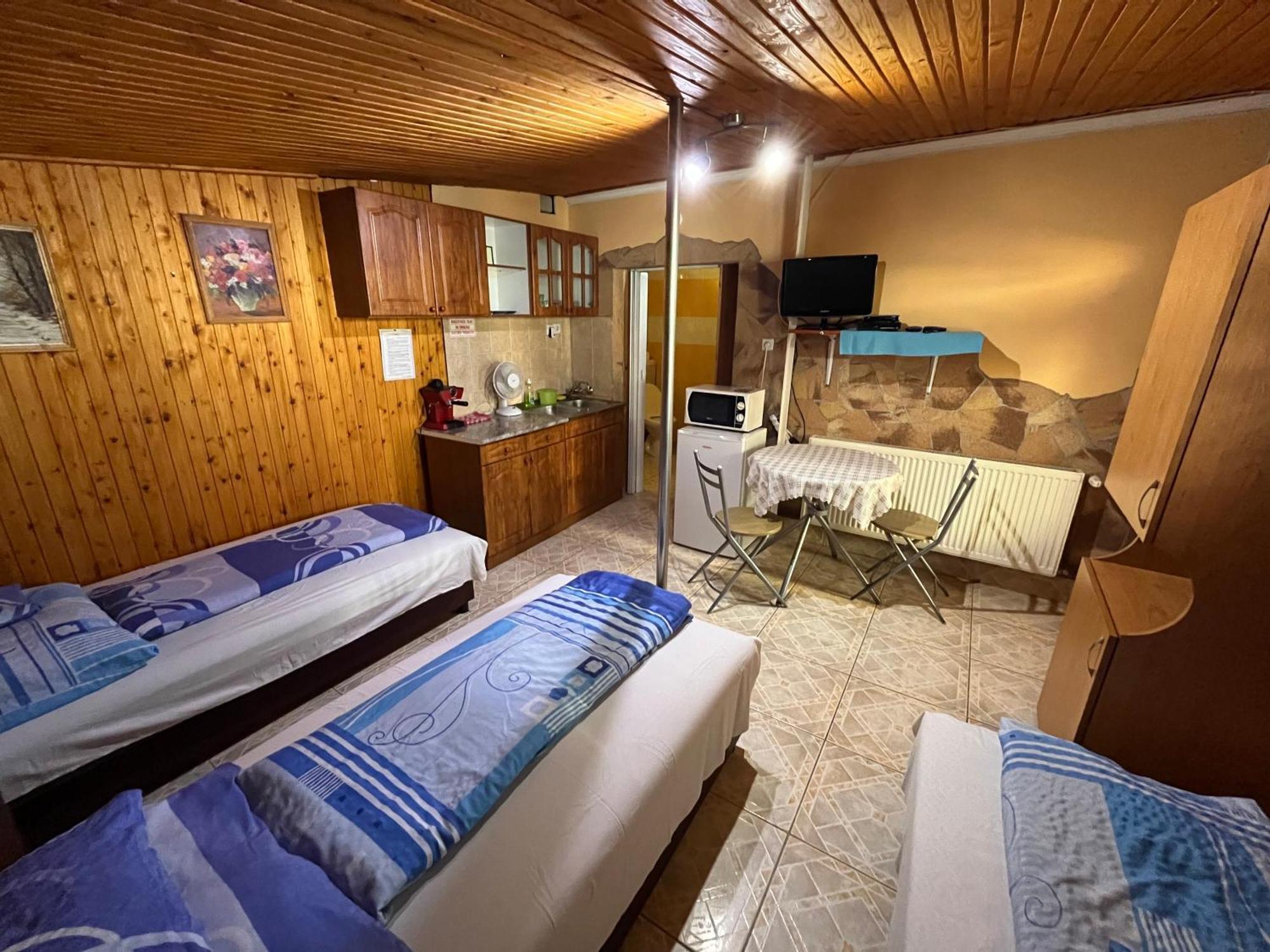 Tiszavirag Apartman Tiszakeszi Екстер'єр фото